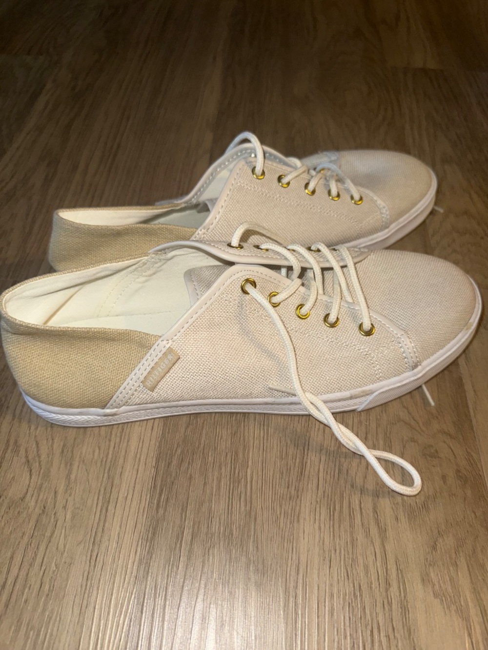 Tommy Hilfiger Coastal Preppy Minimalist Canvas Sneakers Neutral Vanilla Lace Up